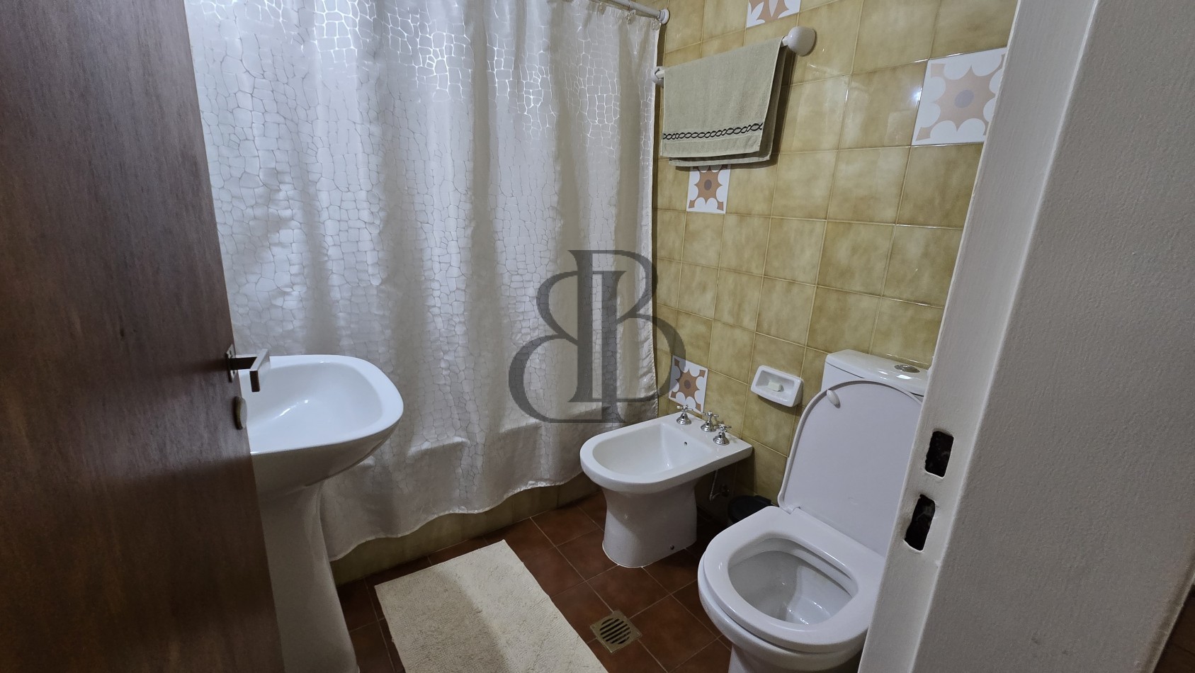 DEPTO EN VENTA 3 DORM CENTRICO
