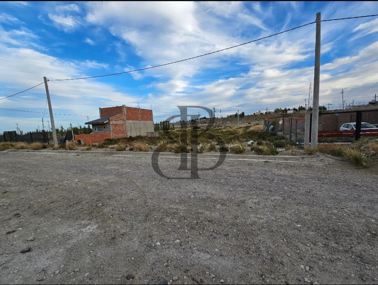 TERRENO EN VENTA 3 PINOS