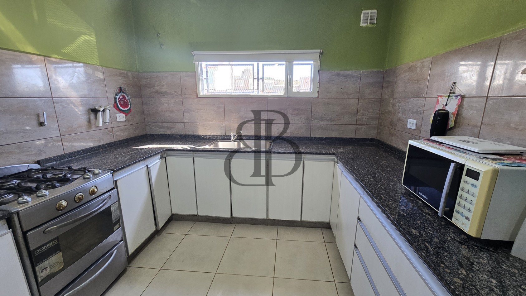 CASA EN VENTA BARRIO LOS BRETES