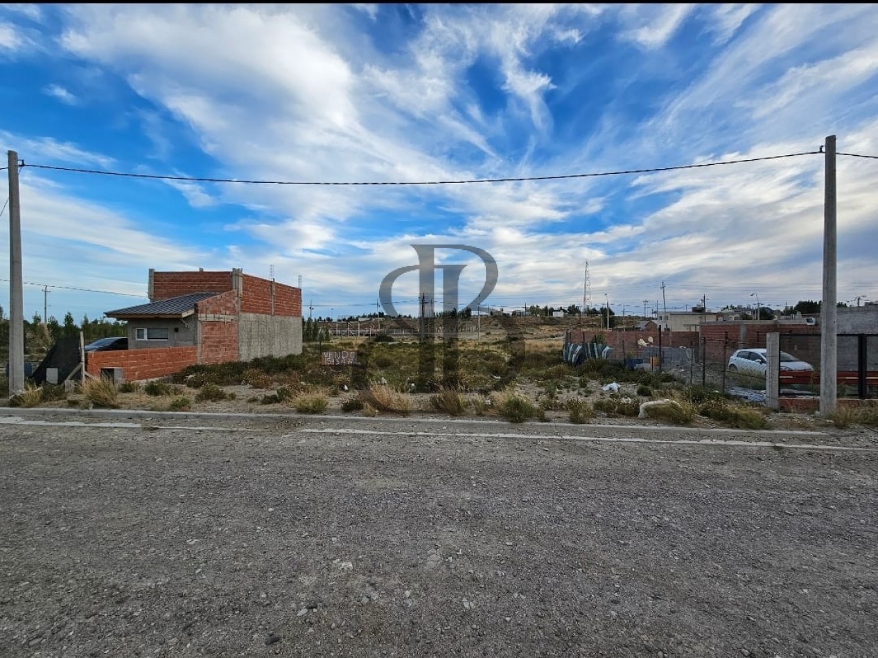 TERRENO EN VENTA 3 PINOS