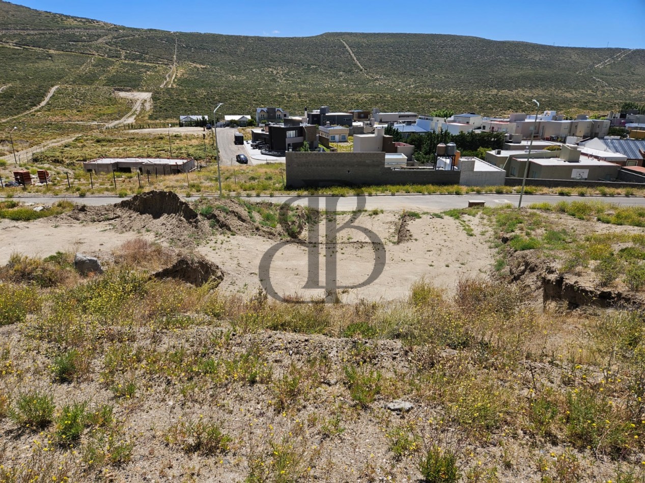 TERRENO EN VENTA B° LA COLINA