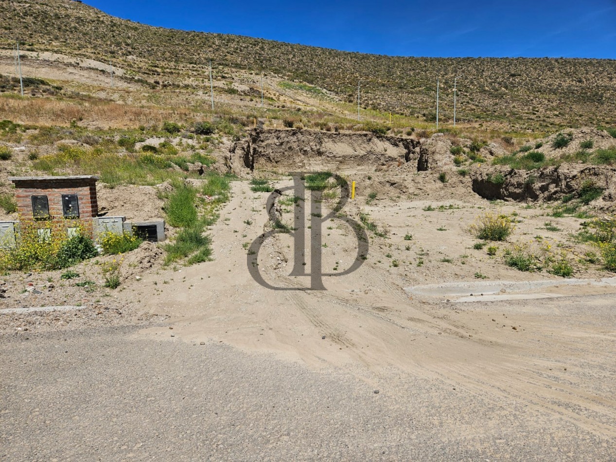TERRENO EN VENTA B° LA COLINA