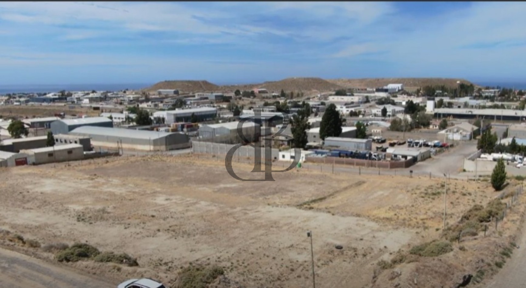 TERRENO EN ALQUILER EN BARRIO INDUSTRIAL