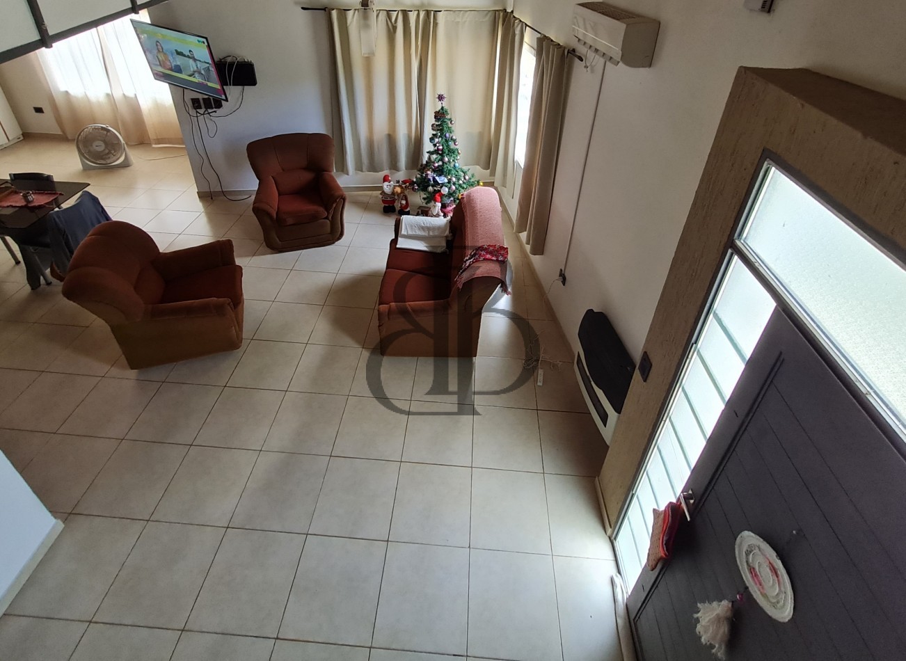 CASA EN VENTA 2 PLANTAS 3 DORM ZONA SUR