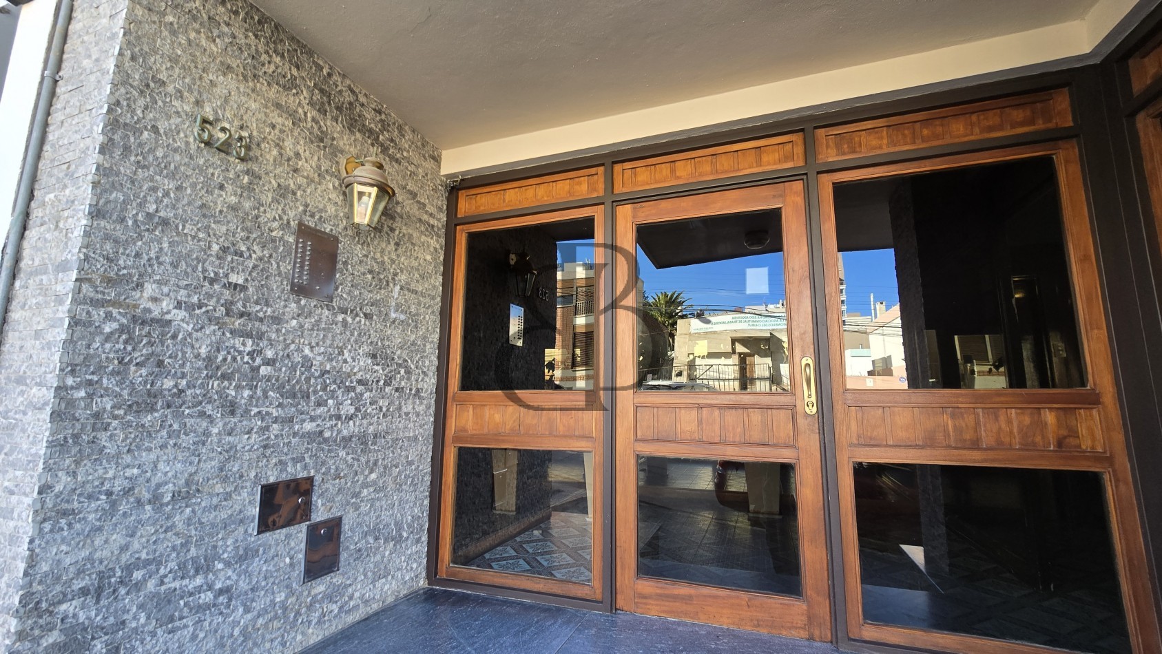 DEPTO EN VENTA 3 DORM CENTRICO