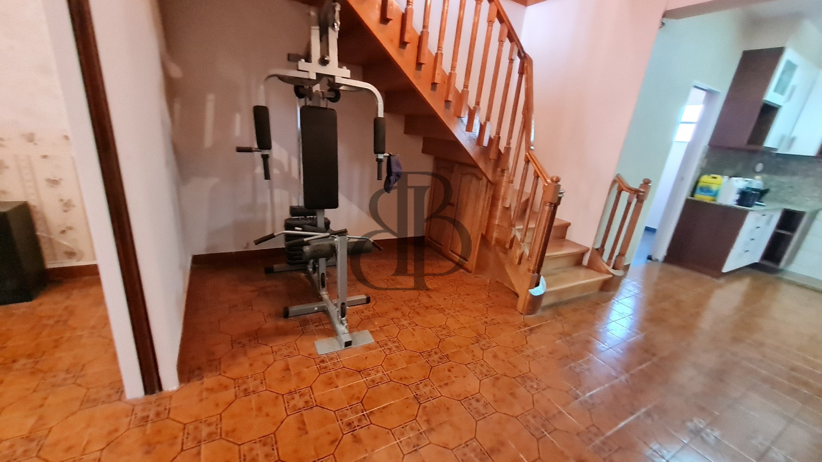 CASA + LOCAL EN VENTA B° PUEYRREDON