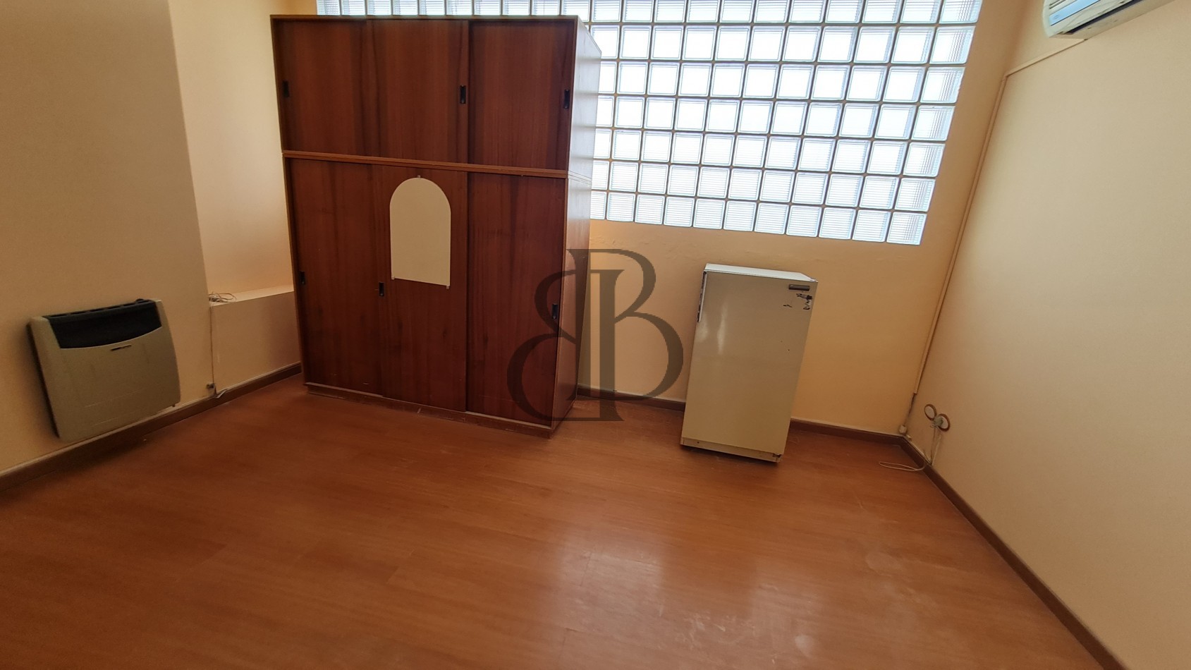 CASA + LOCAL EN VENTA B° PUEYRREDON