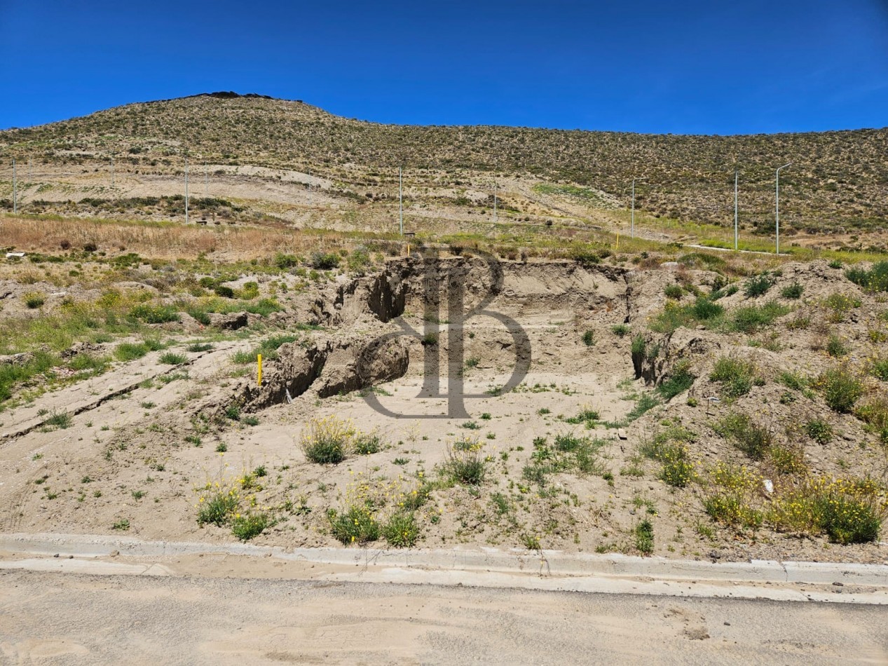 TERRENO EN VENTA B° LA COLINA
