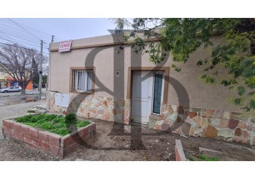 PROPIEDAD EN VENTA B° 9 DE JULIO